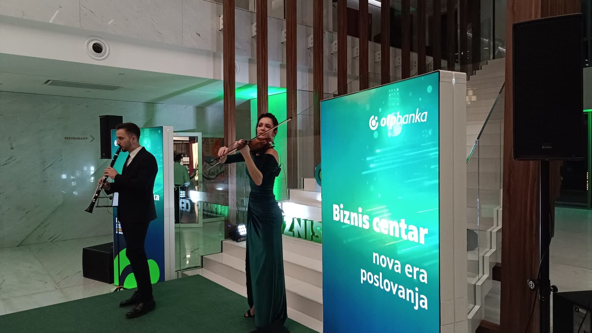 „Oči u oči“ s klijentom: OTP otvorio peti biznis centar u Beogradu