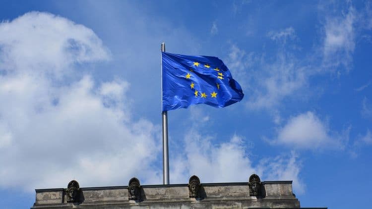 EU će ponuditi SAD partnerstvo oko kritičnih minerala kako bi ograničila uticaj Kine