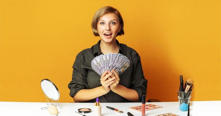 Udar na "bogove marketinga": Kina ograničava influensere, kakva je praksa u svetu?
