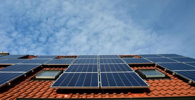 Jeste li se energetski pregledali? U smanjenje troškova se ne kreće od solarnih panela