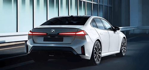 BMW kupuju još samo Evropljani: Rols Rojs ponire, Mini se drži