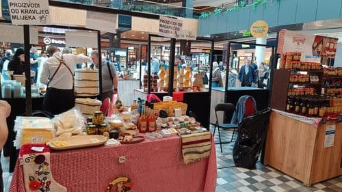 Inflacija raste pola procenta mesečno