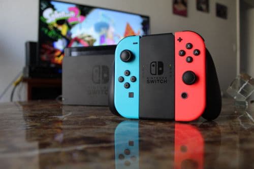 Akcije Nintenda pale za 10 odsto nakon slabe prognoze